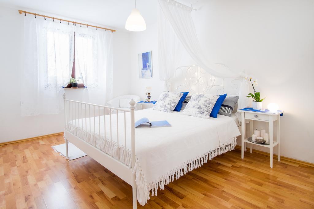 Apartment Katarina مالينسكا الغرفة الصورة